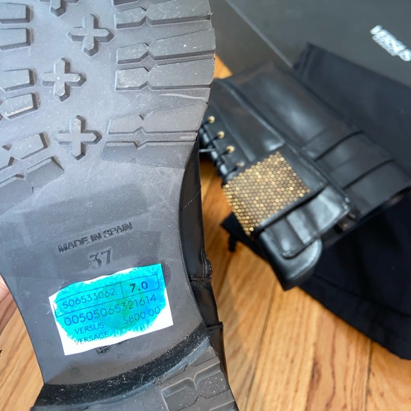 Versace combat boots NWT - Picture 6 of 6